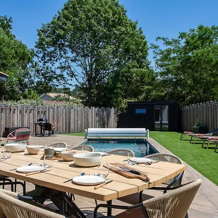 La Parenthese Avec Piscine Chauffee Et Climatisation 别墅 *