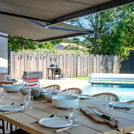 La Parenthese Avec Piscine Chauffee Et Climatisation
